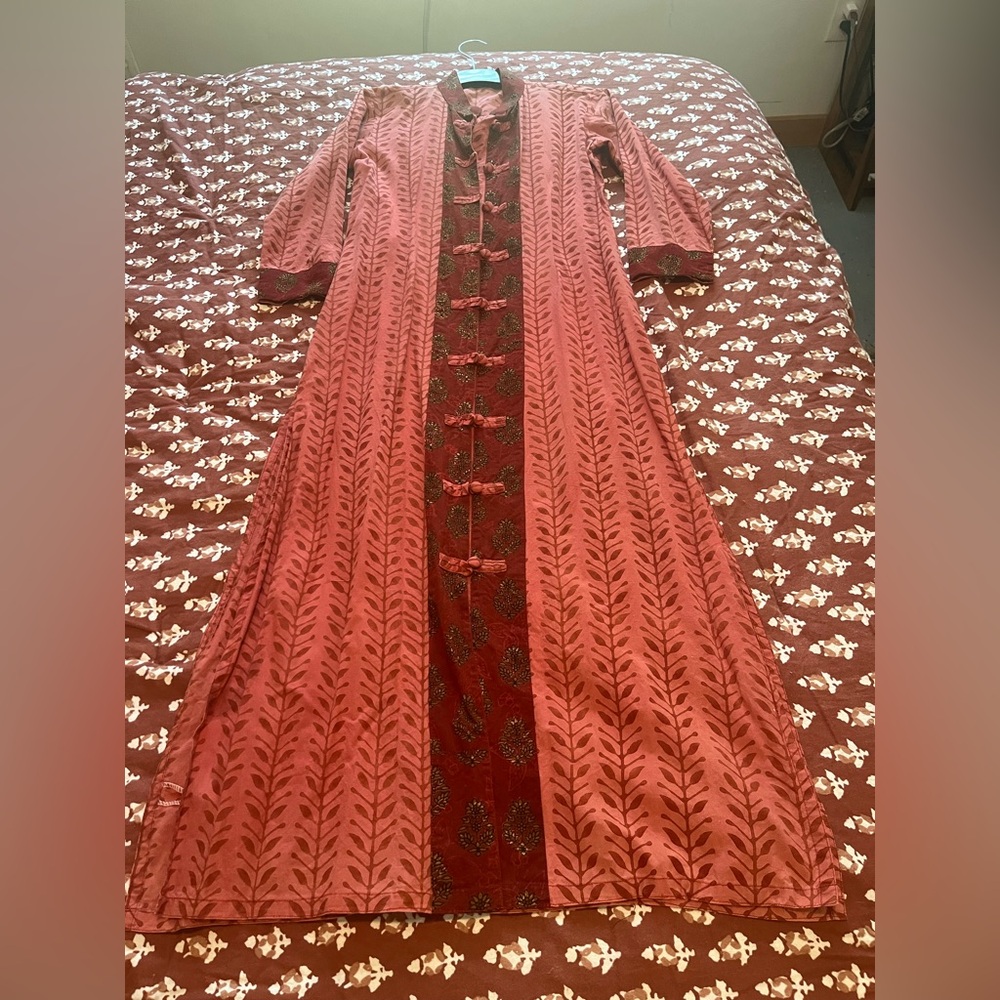 Maxi length handmade kurta with mandarin style buttons and collar